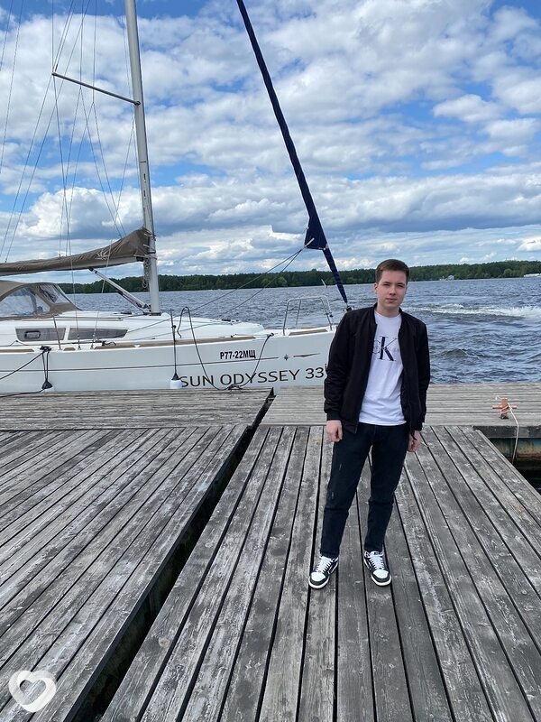 Макс, 21, Москве — анкета №753837