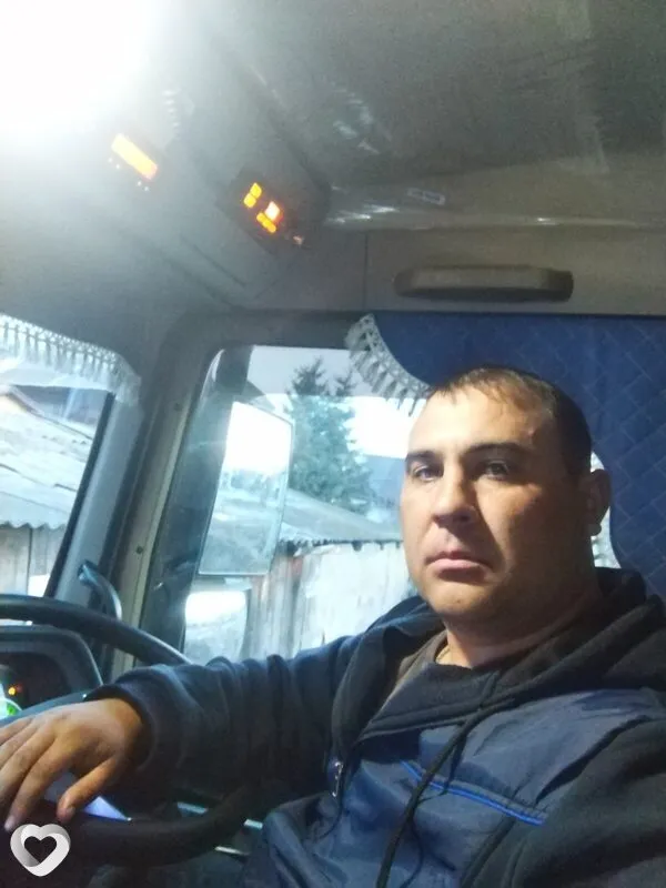 Алексей, 35, Горно-Алтайске — анкета №754870