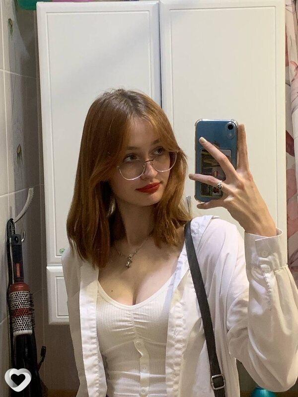 Лиза, 25, Ярославле — анкета №755231