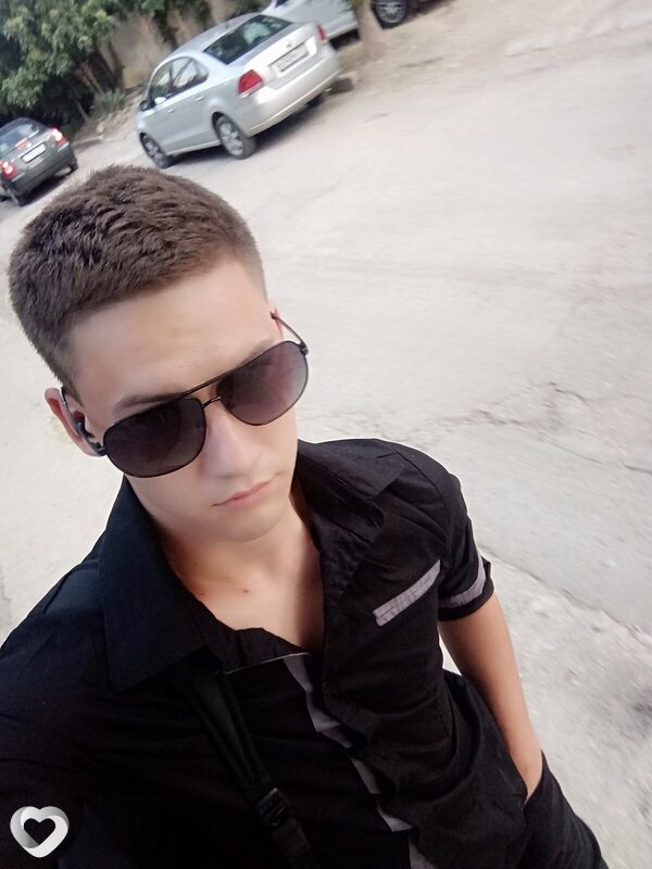 Виталий, 24, Судаке — анкета №756136