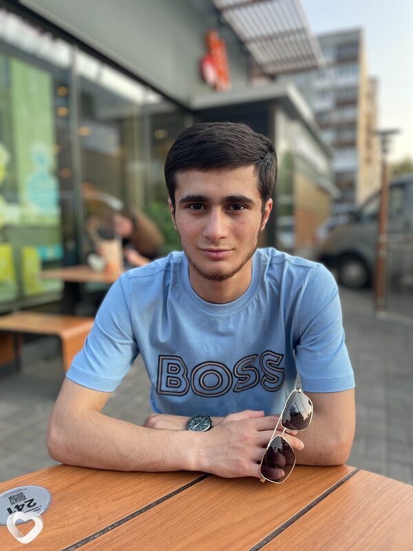 Эдгар, 28, Москве — анкета №756506