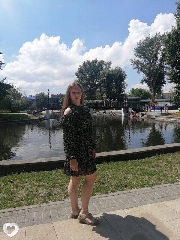 Лина, 26, Барнауле — анкета №756589