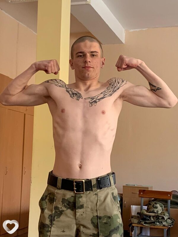 Евгений, 22, Екатеринбурге — анкета №757137