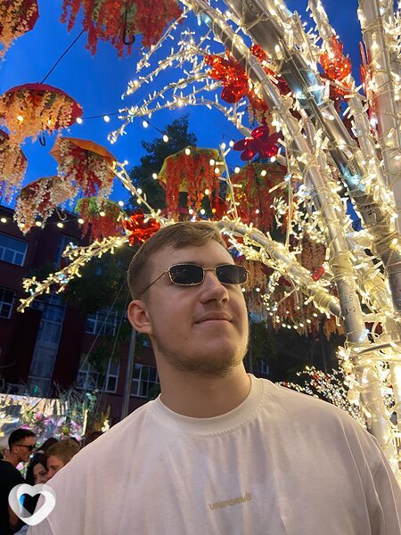 Кирилл, 21, Новосибирске — анкета №757321