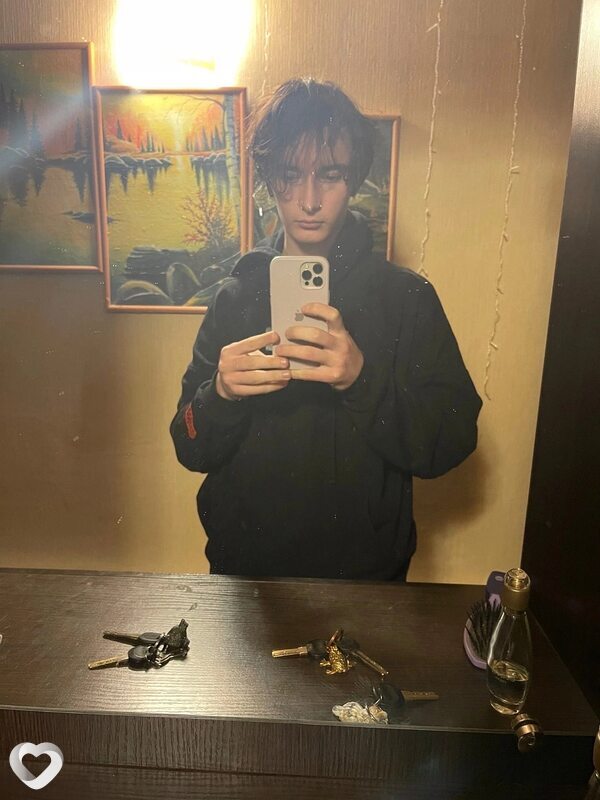 Филл, 21, Новосибирске — анкета №758031