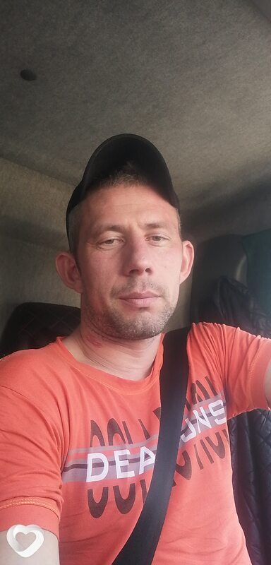 Владимир, 41, Воронеже — анкета №758300
