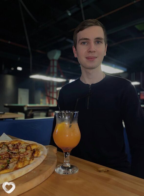 Анатолий, 20, Казани — анкета №758458