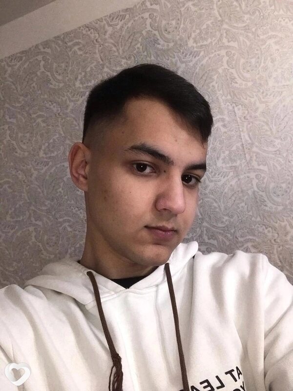 Эльдар, 22, Санкт-Петербурге — анкета №759289