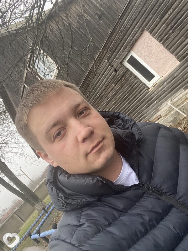 Максим, 31, Миллерове — анкета №759366