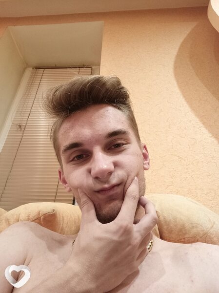 Кирилл, 24, Солигорске — анкета №760604