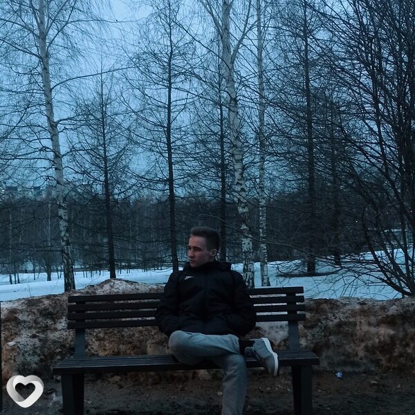 Илья, 22, Москве — анкета №761143