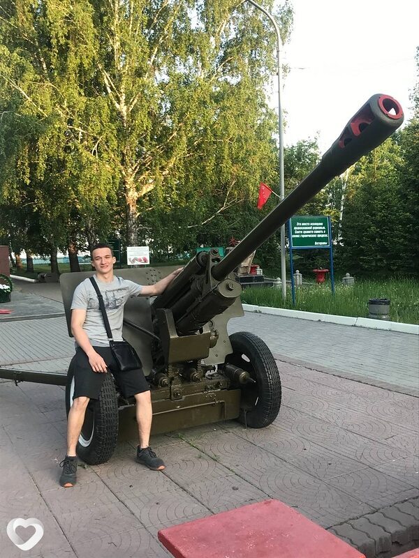 Максим, 22, Новосибирске — анкета №1306917