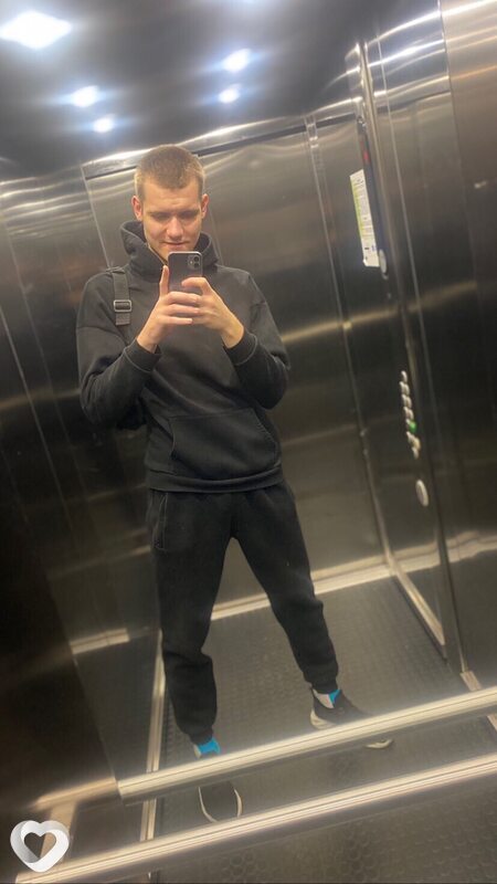Артём, 26, Полоцке — анкета №762225