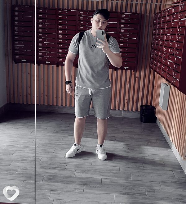 Евгений, 27, Краснодаре — анкета №763013
