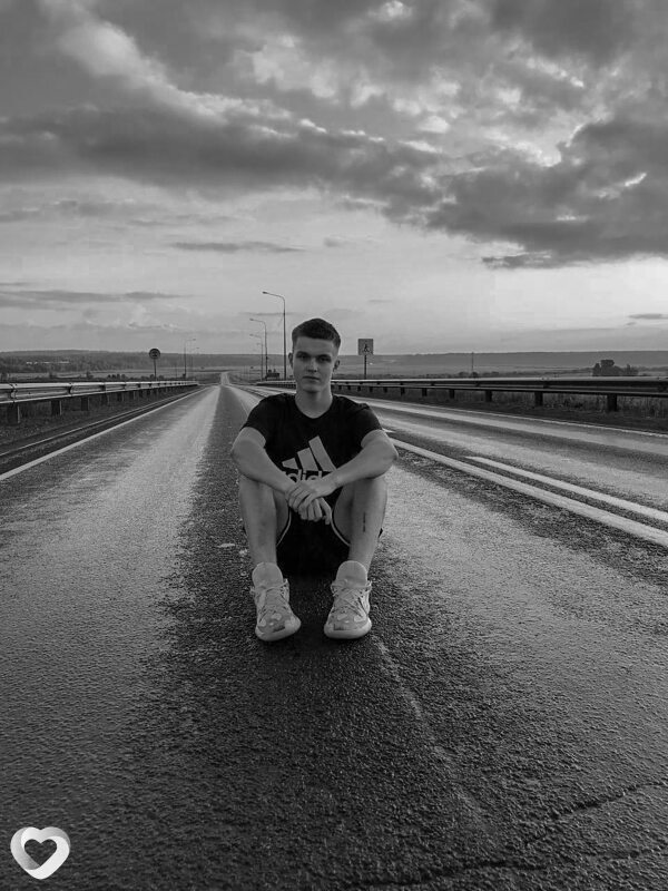 Илья, 24, Москве — анкета №762749