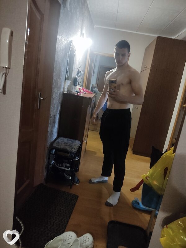 Колян, 21, Москве — анкета №762777