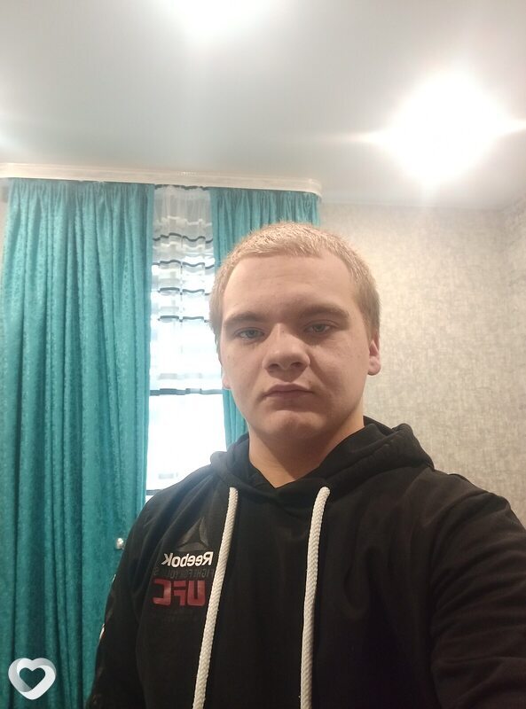 Артем, 21, Кобрине — анкета №762990
