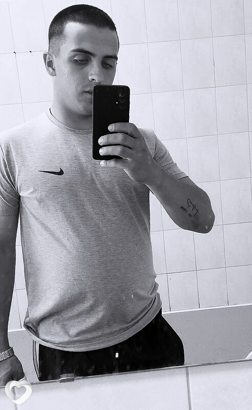 Матвей, 21, Выборге — анкета №763251