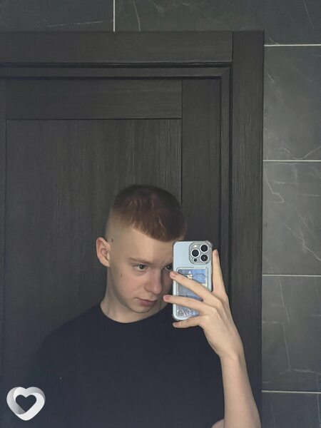 Никита, 21, Москве — анкета №764425