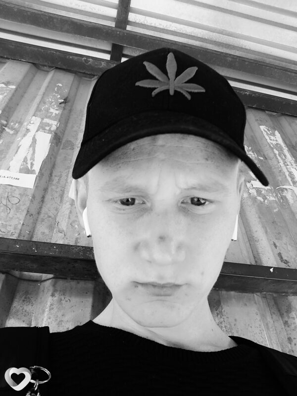 Андрей, 24, Сланцах — анкета №764683