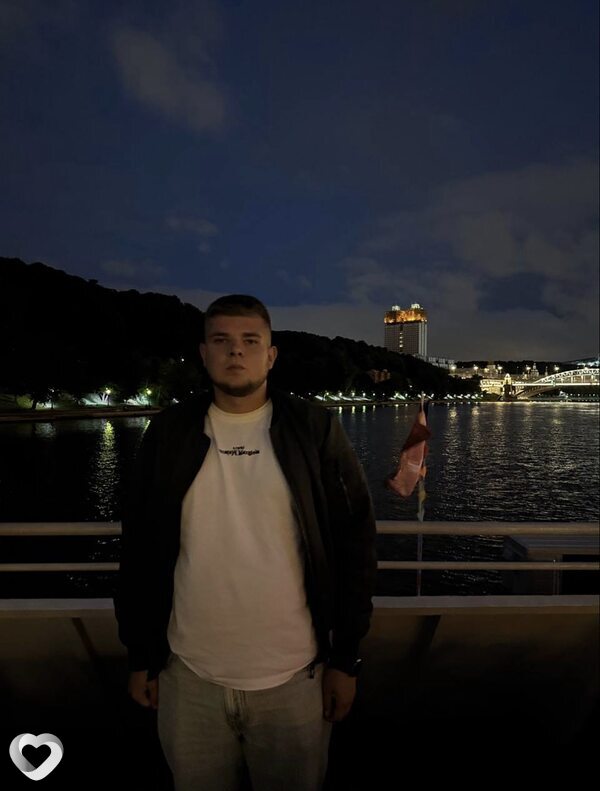 Роман, 21, Ростове-на-Дону — анкета №765482