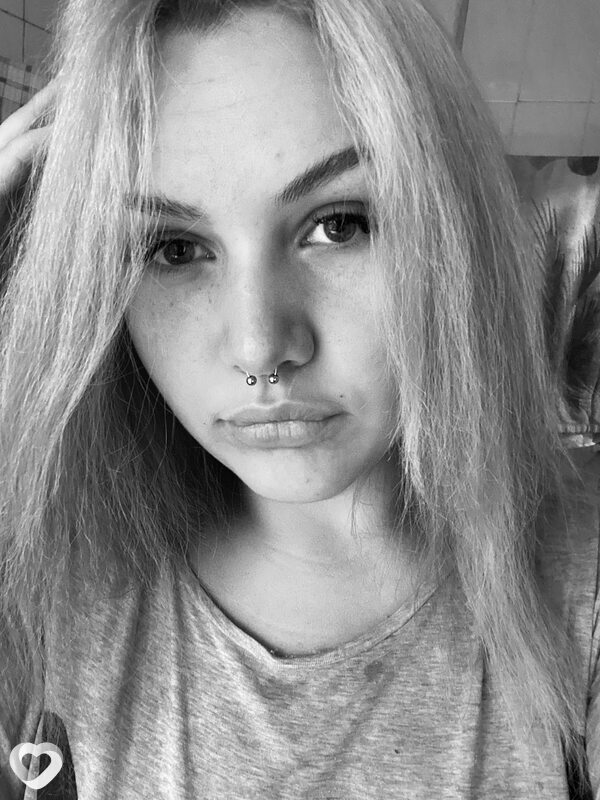 Юлия, 23, Мариуполе — анкета №765847
