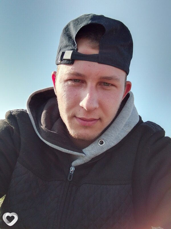 Максим, 24, Иркутске — анкета №766530