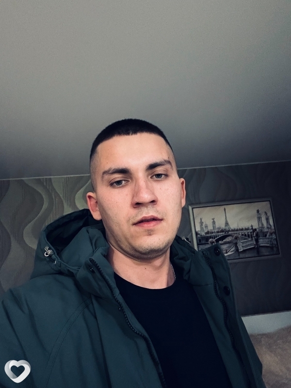 Валерий, 29, Артеме — анкета №766805