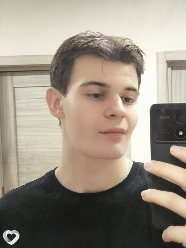 Кирилл, 21, Старом Осколе — анкета №768106