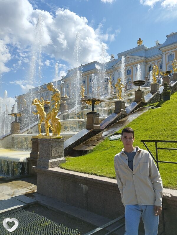 Кирилл, 21, Москве — анкета №768372