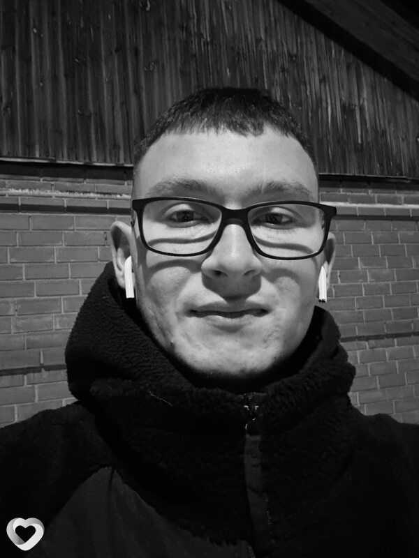 Данила, 23, Барнауле — анкета №769115