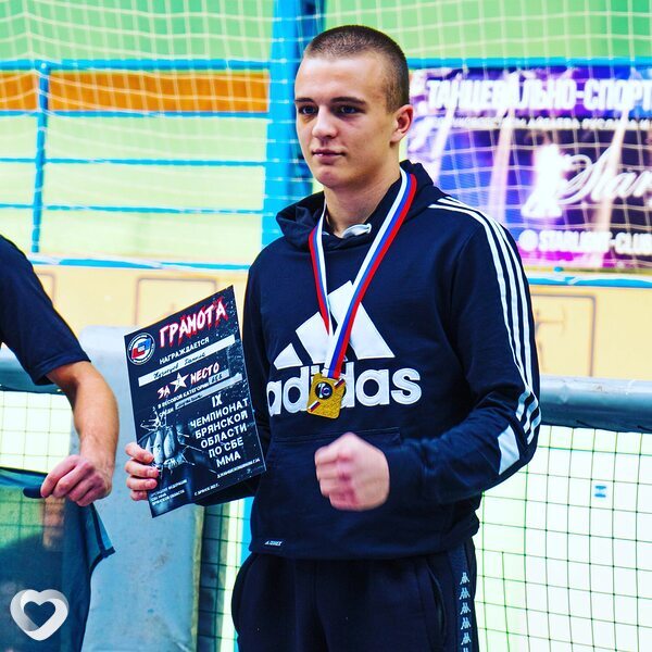 Даня, 22, Москве — анкета №769271