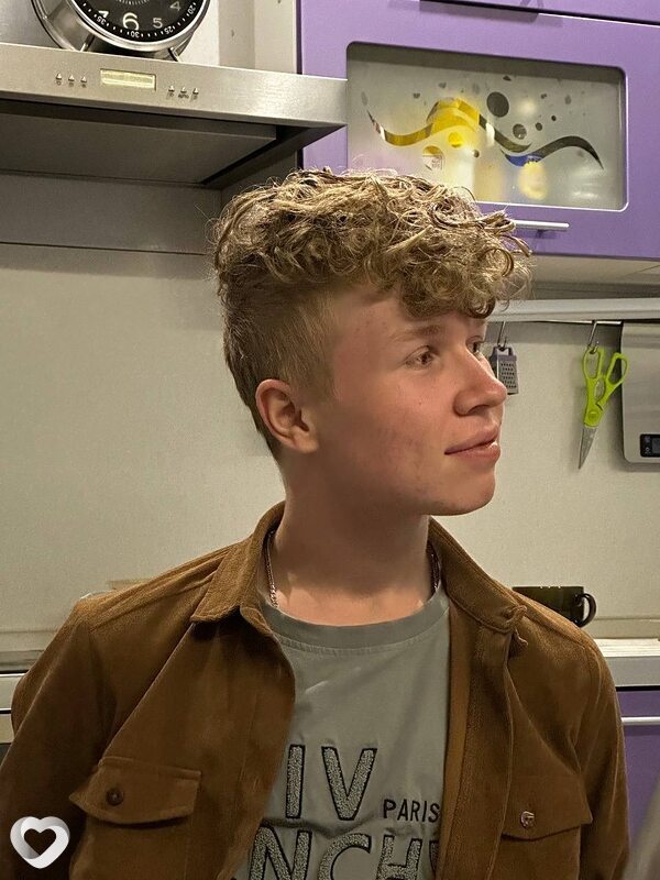 Сергей, 21, Ростове-на-Дону — анкета №769725