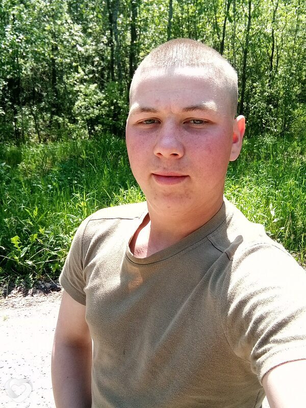 Женя, 22, Москве — анкета №769818