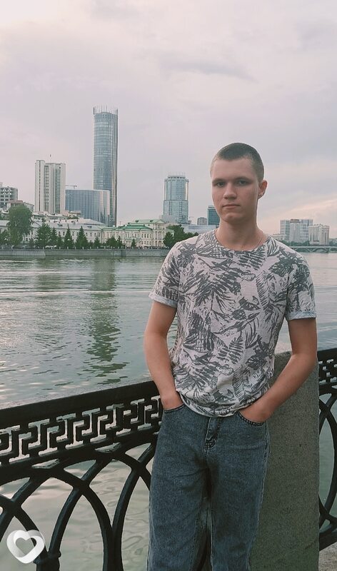 Игорь, 22, Москве — анкета №770142