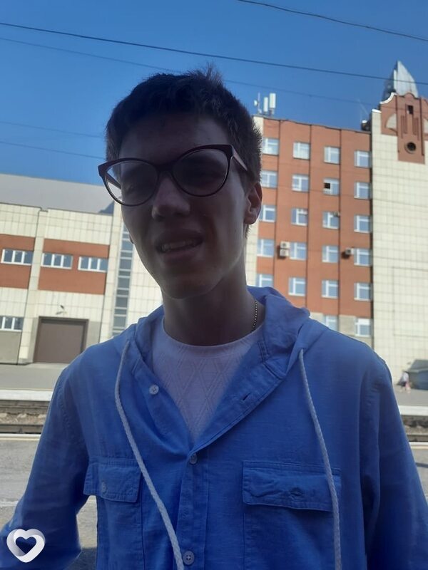 Данила, 23, Бийске — анкета №771039