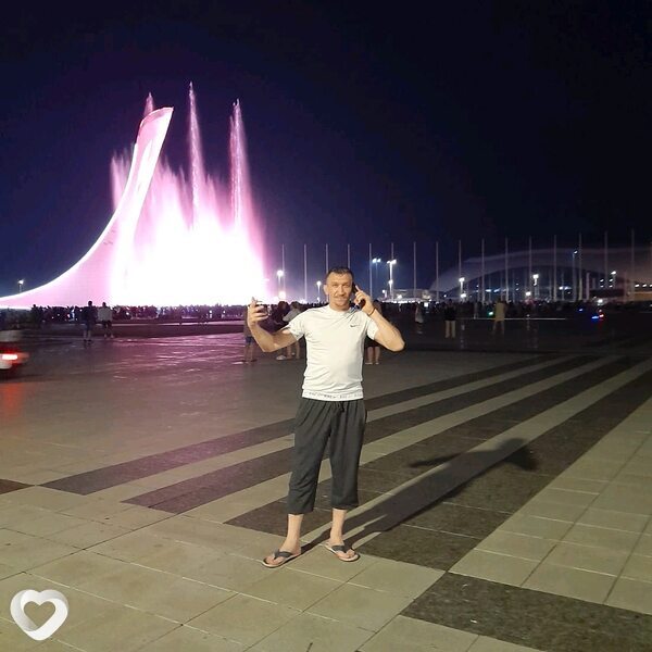 Dmitriy, 42, Гатчине — анкета №770857
