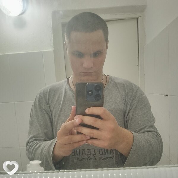 Паша, 21, Хабаровске — анкета №771424