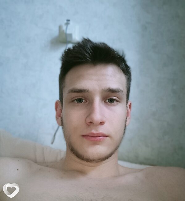 Александр, 23, Екатеринбурге — анкета №772456