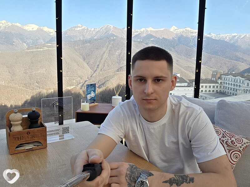 Марк, 26, Горловке — анкета №773355