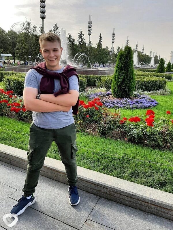Михаил, 26, Москве — анкета №773501