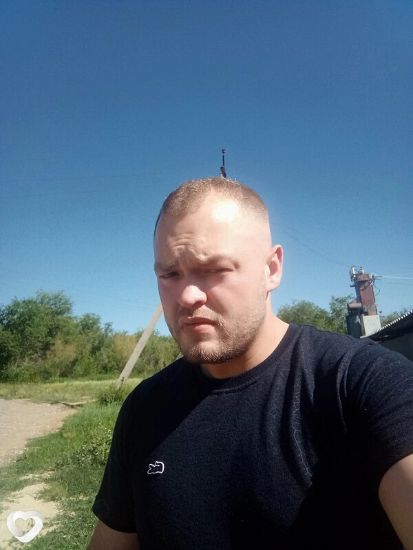 Олег, 29, Камышине — анкета №774274