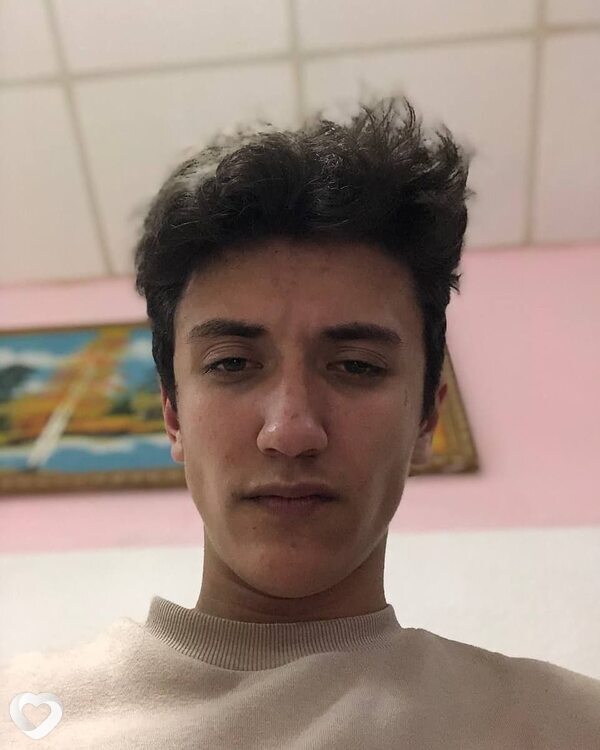 Артур, 21, Омске — анкета №774967