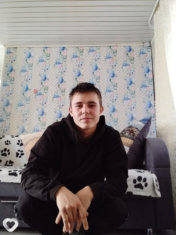 Виктор, 22, Улан-Удэ — анкета №775282