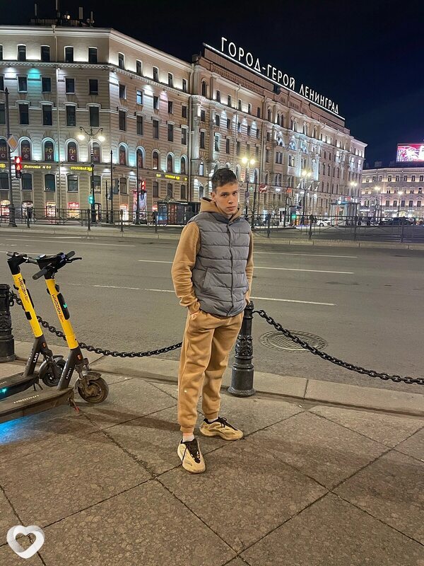 Стас, 22, Москве — анкета №775746