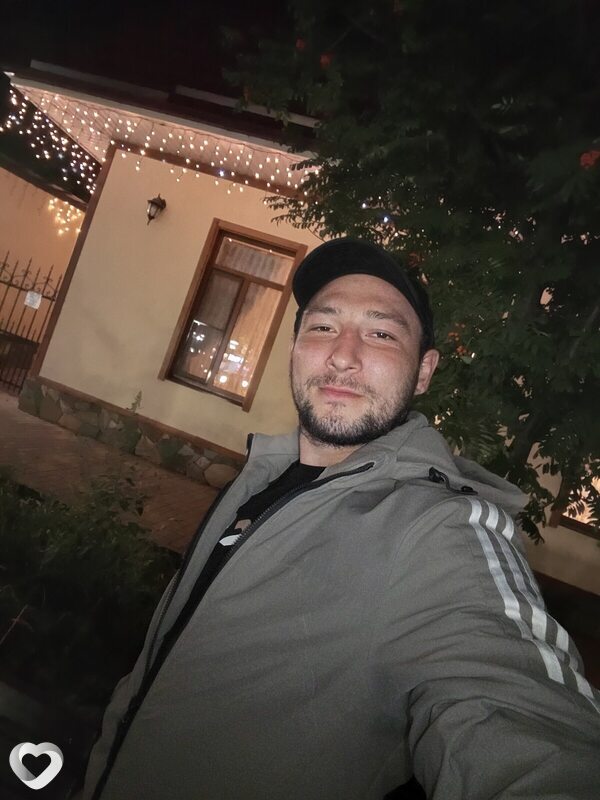 Артем, Светлоград