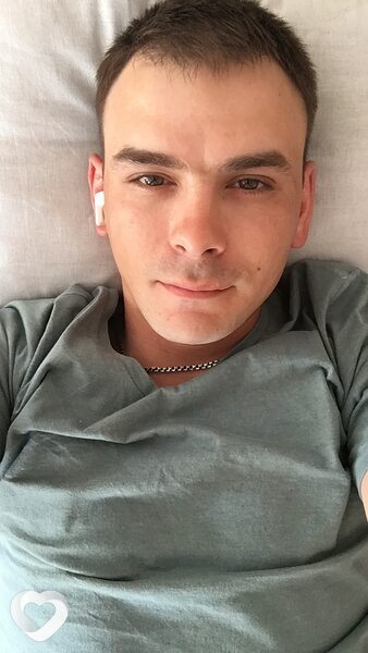 Вик, 26, Орске — анкета №776731