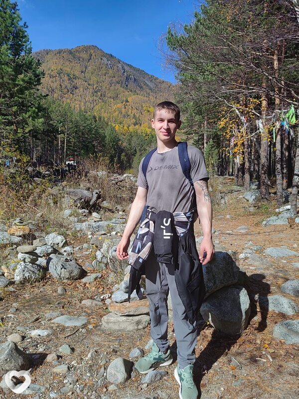 Эдуард, 26, Москве — анкета №776971