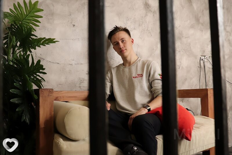 Иван, 22, Москве — анкета №776987