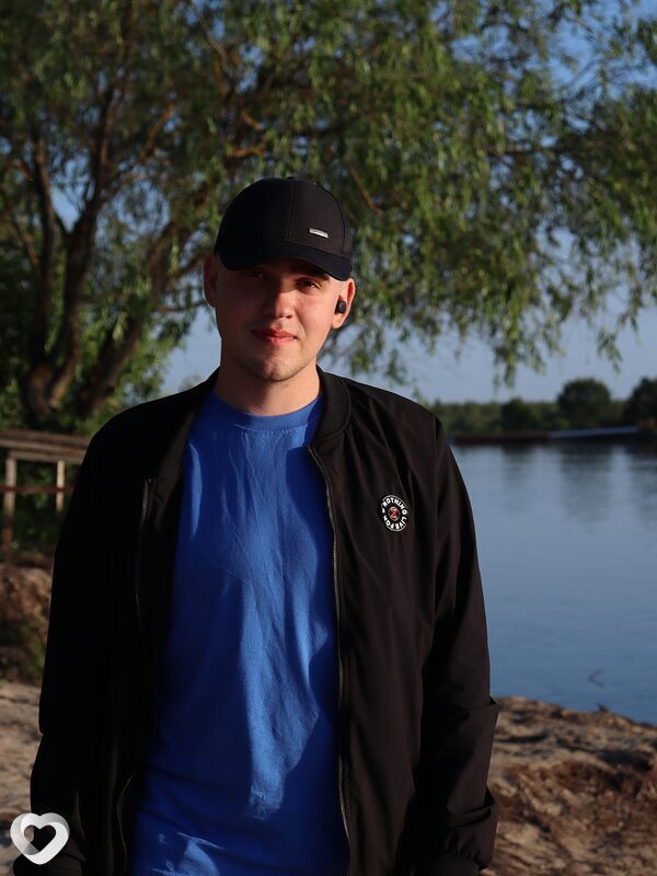 Алексей, 23, Петрикове — анкета №777363